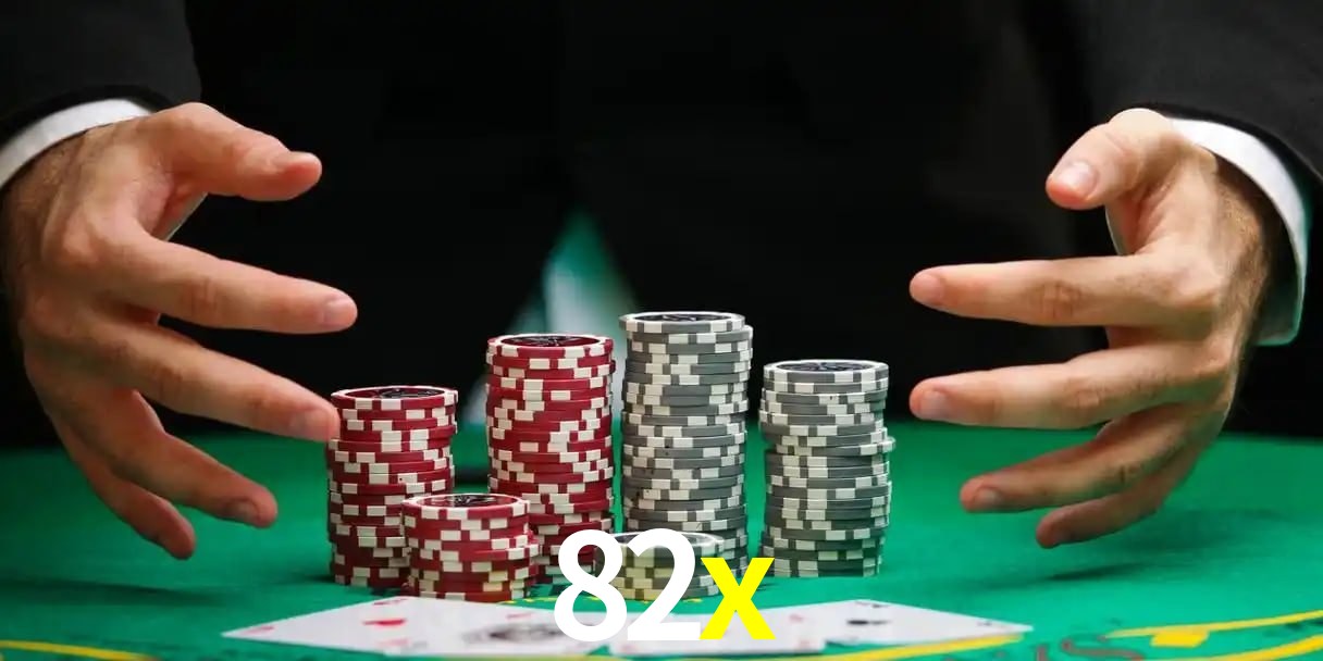 82x VIP Program Logo